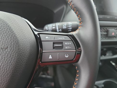 Certified 2025 Honda HR-V Sport image 17
