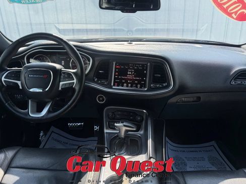 Used 2016 Dodge Challenger SXT Plus RWD image 20