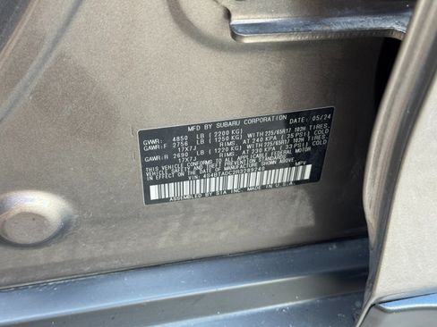 Used 2024 Subaru Outback Premium AWD/4WD image 44