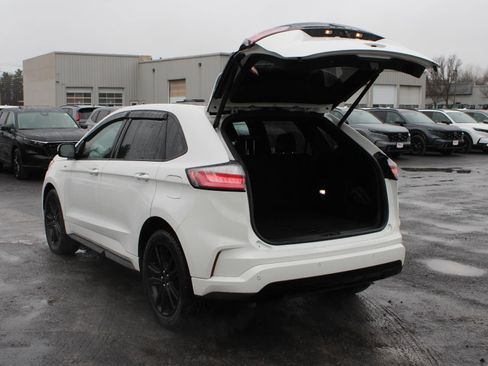 Used 2023 Ford Edge ST-Line image 7