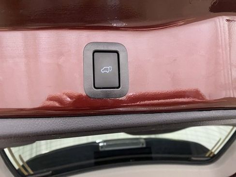 Certified 2018 Toyota Highlander Limited image 15