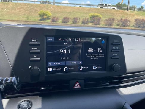 New 2025 Hyundai Elantra Sport image 23