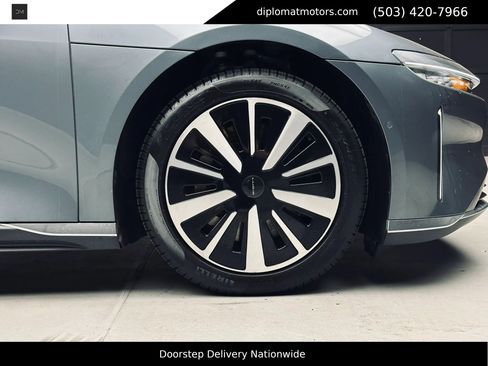 Used 2025 Lucid Air Pure RWD image 45