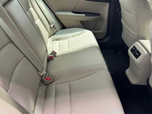 Used 2017 Honda Accord EX-L image 15