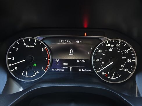 Used 2023 Nissan Rogue S image 13