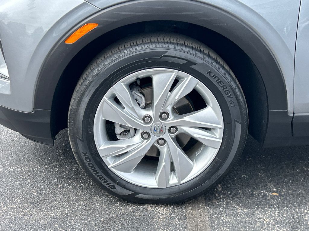 Certified 2024 Buick Encore GX Preferred FWD image 13