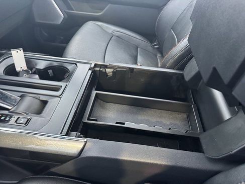 Used 2022 Ford F150 Lariat w/ Equipment Group 502A High image 24