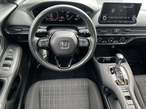 Used 2024 Honda HR-V Sport image 14