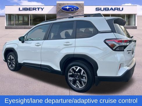 Used 2026 Subaru Forester Premium AWD/4WD image 8
