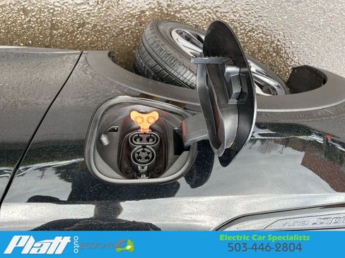 Used 2023 Chevrolet Bolt EUV Premier w/ Super Cruise Package image 60