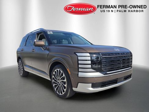 Used 2026 Hyundai Palisade Calligraphy FWD image 1