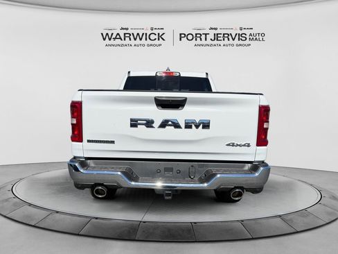 New 2026 RAM 1500 4x4 Crew Cab image 4