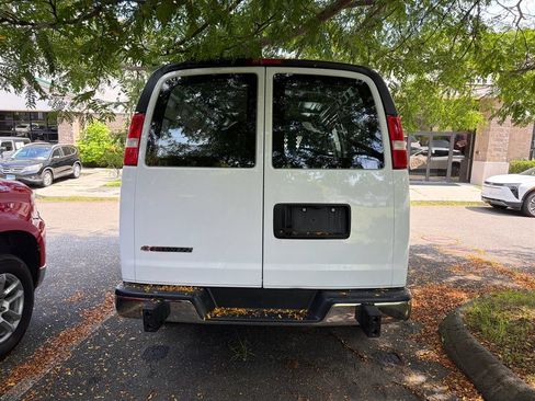 Used 2024 Chevrolet Express 2500 w/ Driver Convenience Package RWD image 8