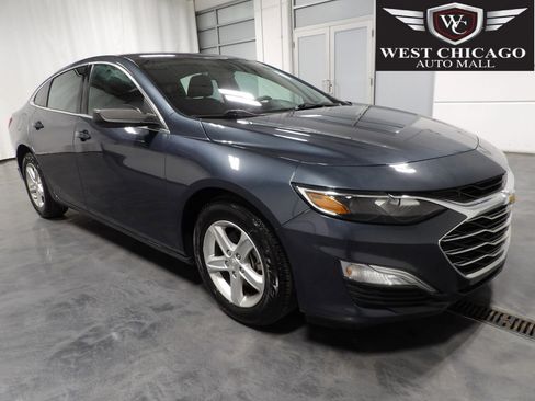 Used 2020 Chevrolet Malibu LS image 1
