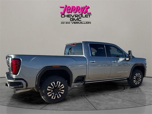 New 2026 GMC Sierra 2500 Denali Ultimate image 16