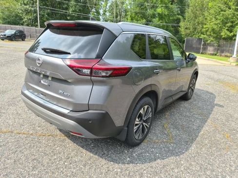 Used 2023 Nissan Rogue SV w/ SV Premium B Package AWD/4WD image 8