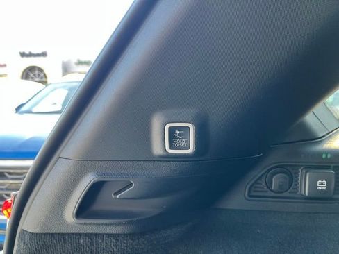 Used 2023 Jeep Grand Cherokee Overland w/ Luxury Tech Group IV image 9