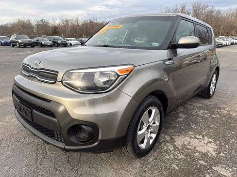 Used 2018 Kia Soul image 2