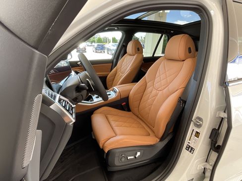 New 2026 BMW X5 xDrive40i w/ M Sport Package image 11
