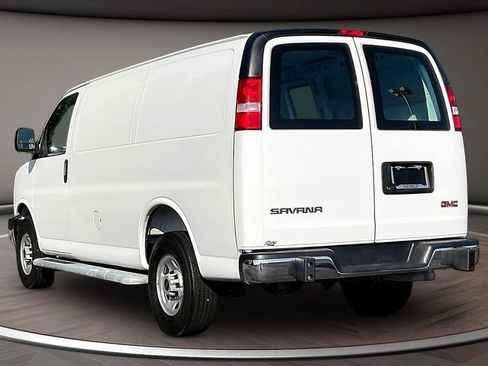 Used 2025 GMC Savana 2500 w/ Driver Convenience Package RWD image 5