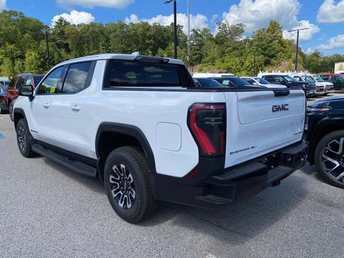 New 2026 GMC Sierra EV Elevation image 3