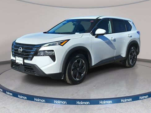 Used 2025 Nissan Rogue SV AWD/4WD image 1