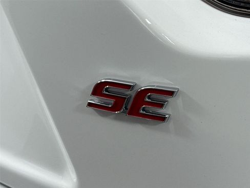 Certified 2024 Toyota Corolla SE image 14