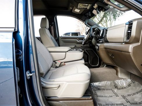 Used 2022 Chevrolet Silverado 1500 LT w/ Max Trailering Package image 33