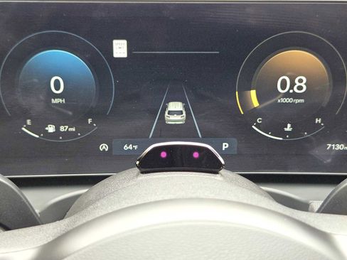 Used 2025 Hyundai Tucson Limited FWD image 16