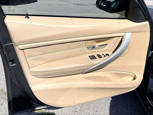 Used 2012 BMW 328i Sedan image 24