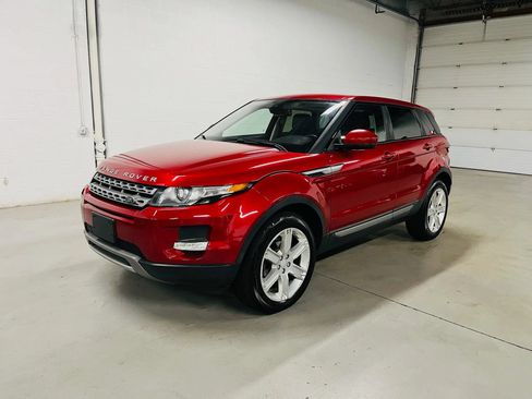 Used 2015 Land Rover Range Rover Evoque Pure Plus AWD/4WD image 2
