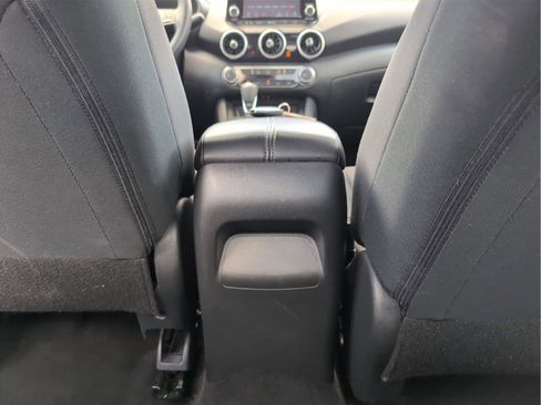 Used 2024 Nissan Sentra S FWD image 29