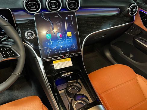 New 2026 Mercedes-Benz GLC 300 4MATIC image 33