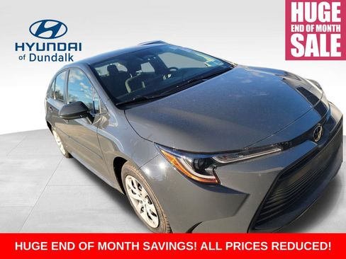 Used 2023 Toyota Corolla LE image 2