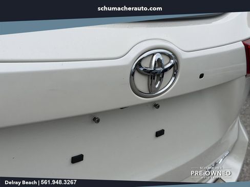 Used 2018 Toyota Highlander XLE w/ Protection Package #3 AWD/4WD image 14