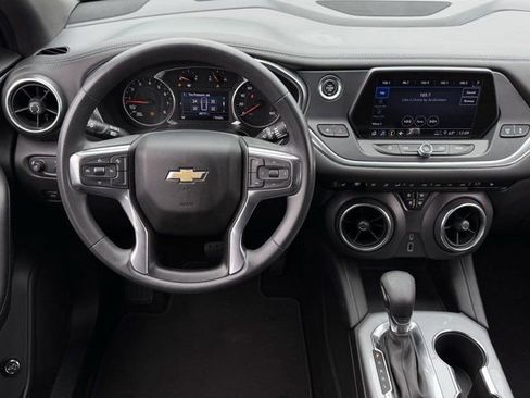 Used 2021 Chevrolet Blazer LT w/ Redline Edition FWD image 11