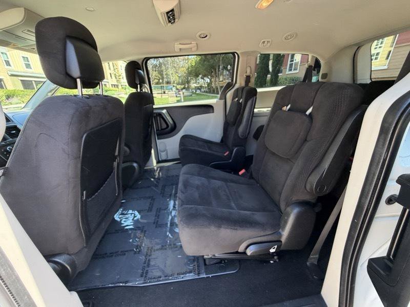 Used 2016 Dodge Grand Caravan SE w/ Quick Order Package 29E SE FWD image 37
