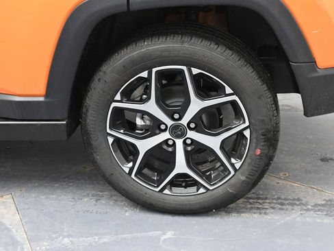 New 2026 Jeep Compass Limited image 4