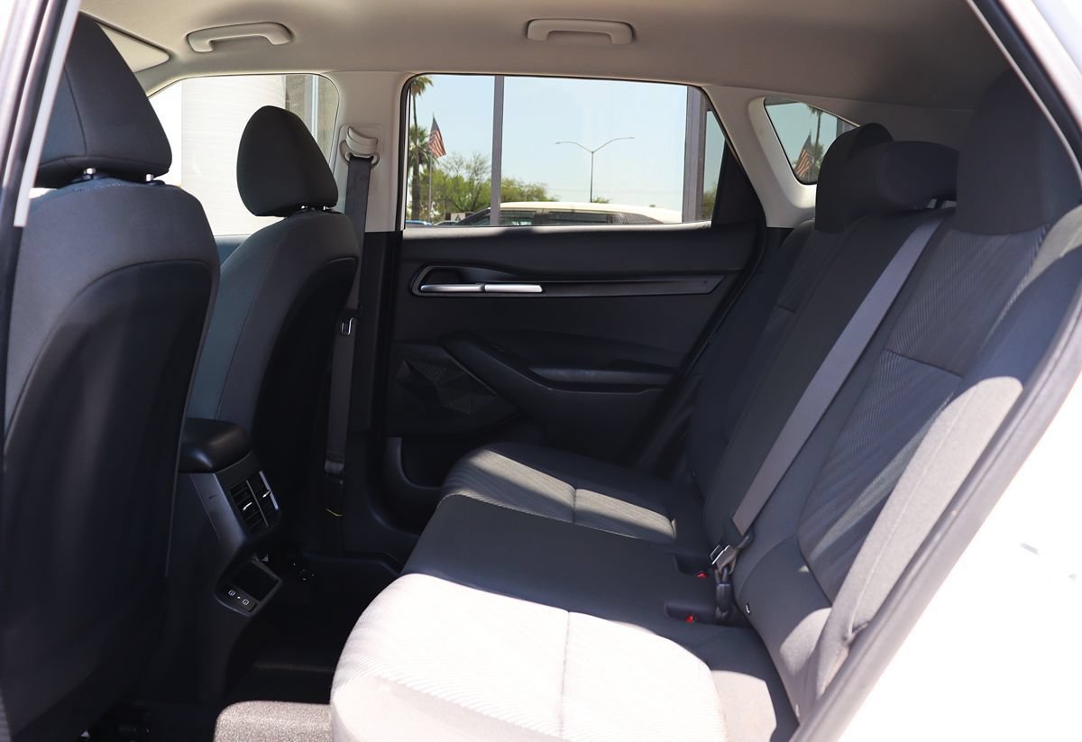 Used 2024 Kia Seltos LX AWD/4WD image 30