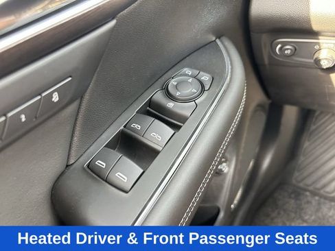 Used 2023 Buick Envision Avenir AWD/4WD image 21