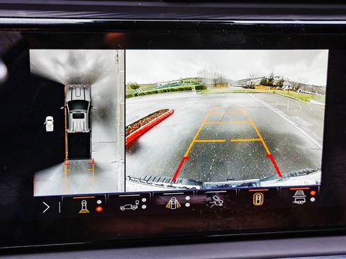 Used 2024 GMC Sierra 2500 Denali Ultimate w/ Max Trailering Package image 25