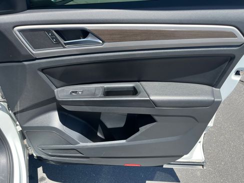 Used 2019 Volkswagen Atlas SE w/ Panoramic Sunroof Package AWD/4WD image 27