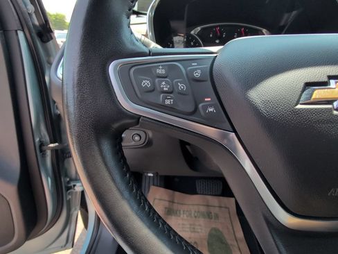 Used 2022 Chevrolet Equinox Premier AWD/4WD image 25
