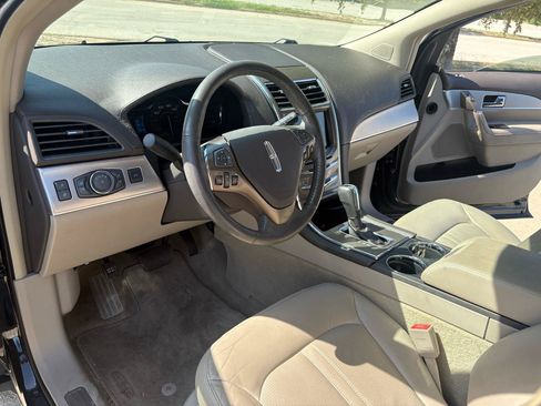 Used 2015 Lincoln MKX FWD image 40