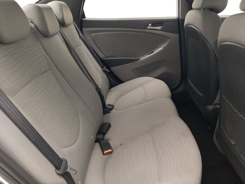 Used 2015 Hyundai Accent GLS FWD image 19