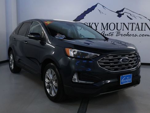 Used 2024 Ford Edge Titanium image 1