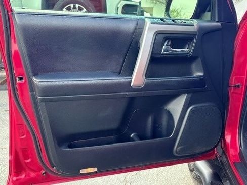 Used 2019 Toyota 4Runner SR5 Premium image 24