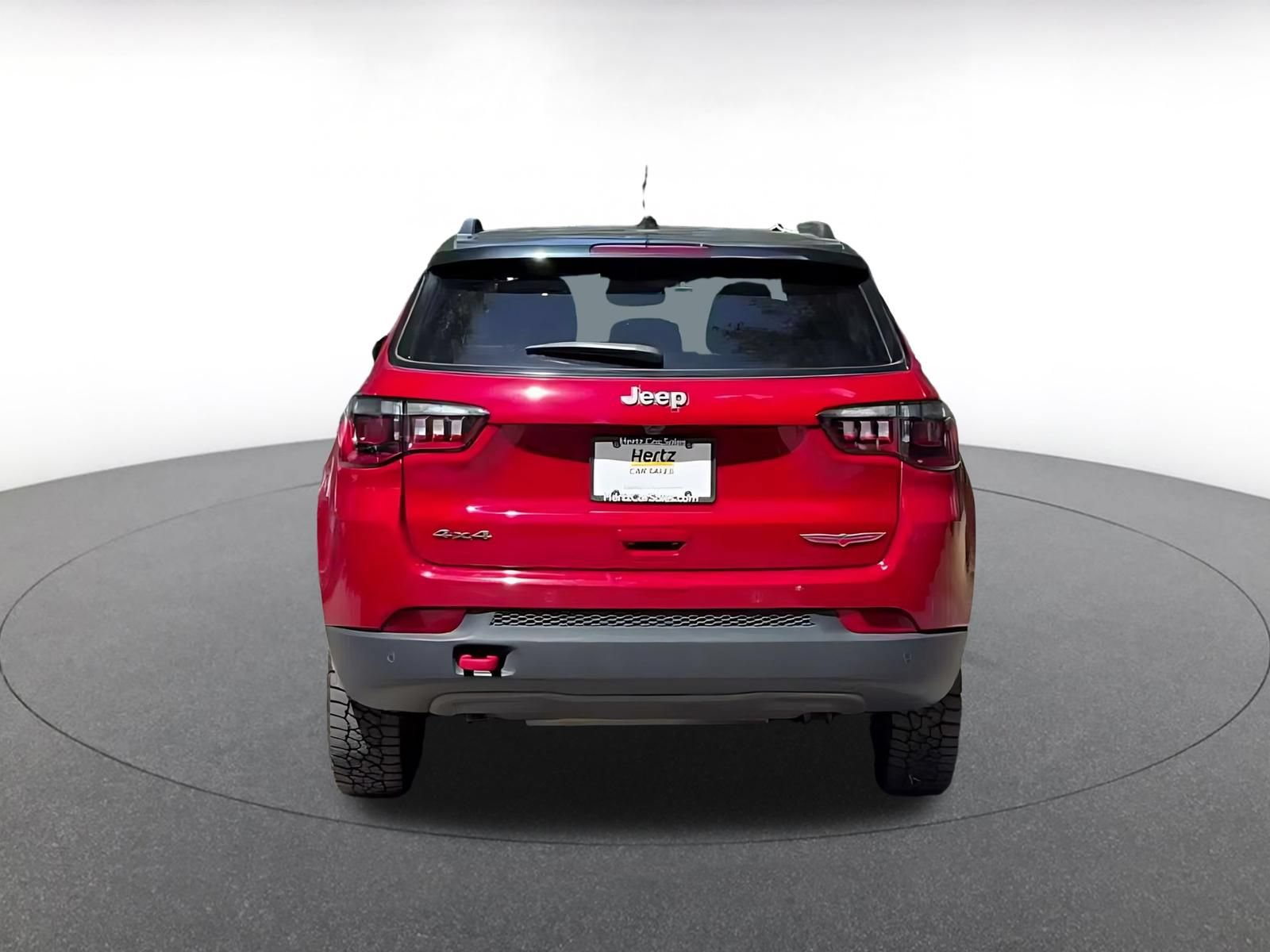 Used 2025 Jeep Compass Trailhawk AWD/4WD image 12