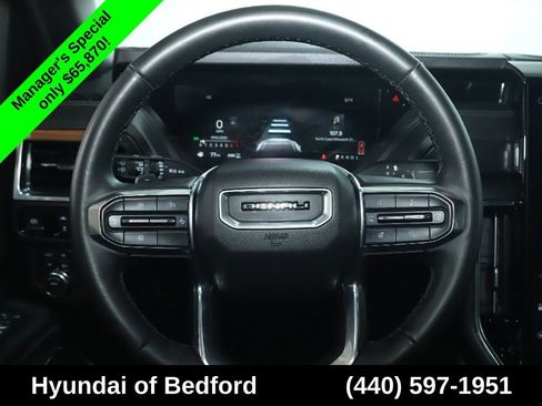 Used 2025 GMC Yukon Denali AWD/4WD image 25