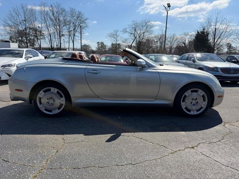 Used 2002 Lexus SC 430 Convertible image 9
